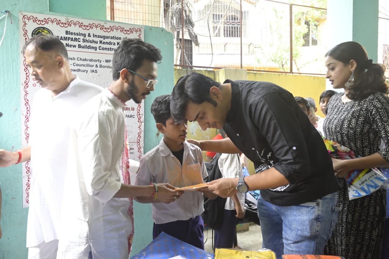 Vicks Venture Production House organize “এবার পূজো হোক সবার”